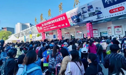 再次突破10万人次！第八届雄鹰京宠展圆满落幕，金秋十月与您再相约！