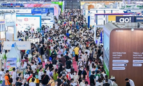 强强联合！万耀亚宠与雄鹰京宠展达成战略合作