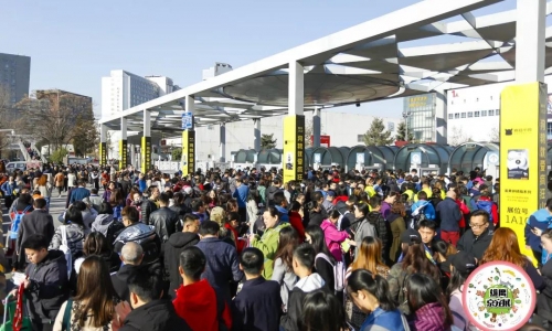 回顾:第六届雄鹰京宠展16日开展第三天!简直是宠爸宠妈购物狂欢的天堂！